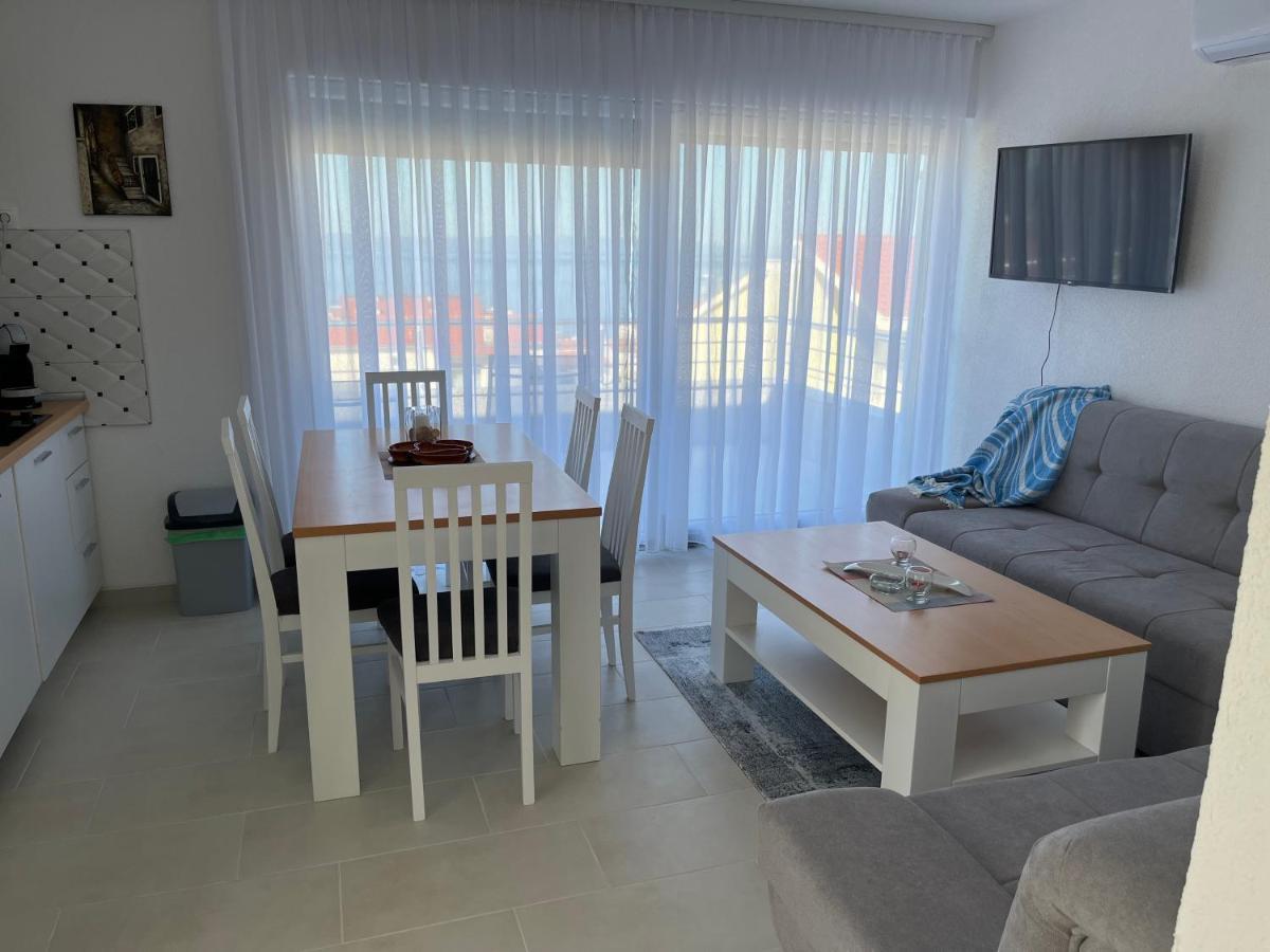 Sea View, Peaceful. Apartment Makarska Exterior photo